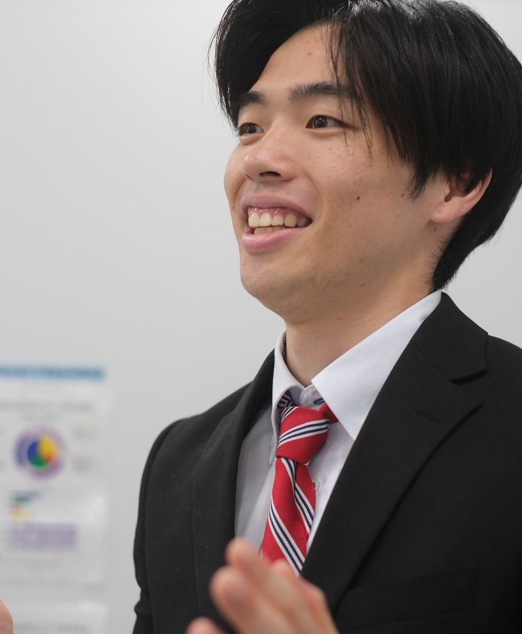 社員の久木田元太の写真