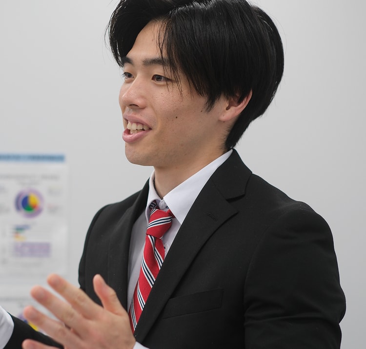 社員の久木田元太の写真
