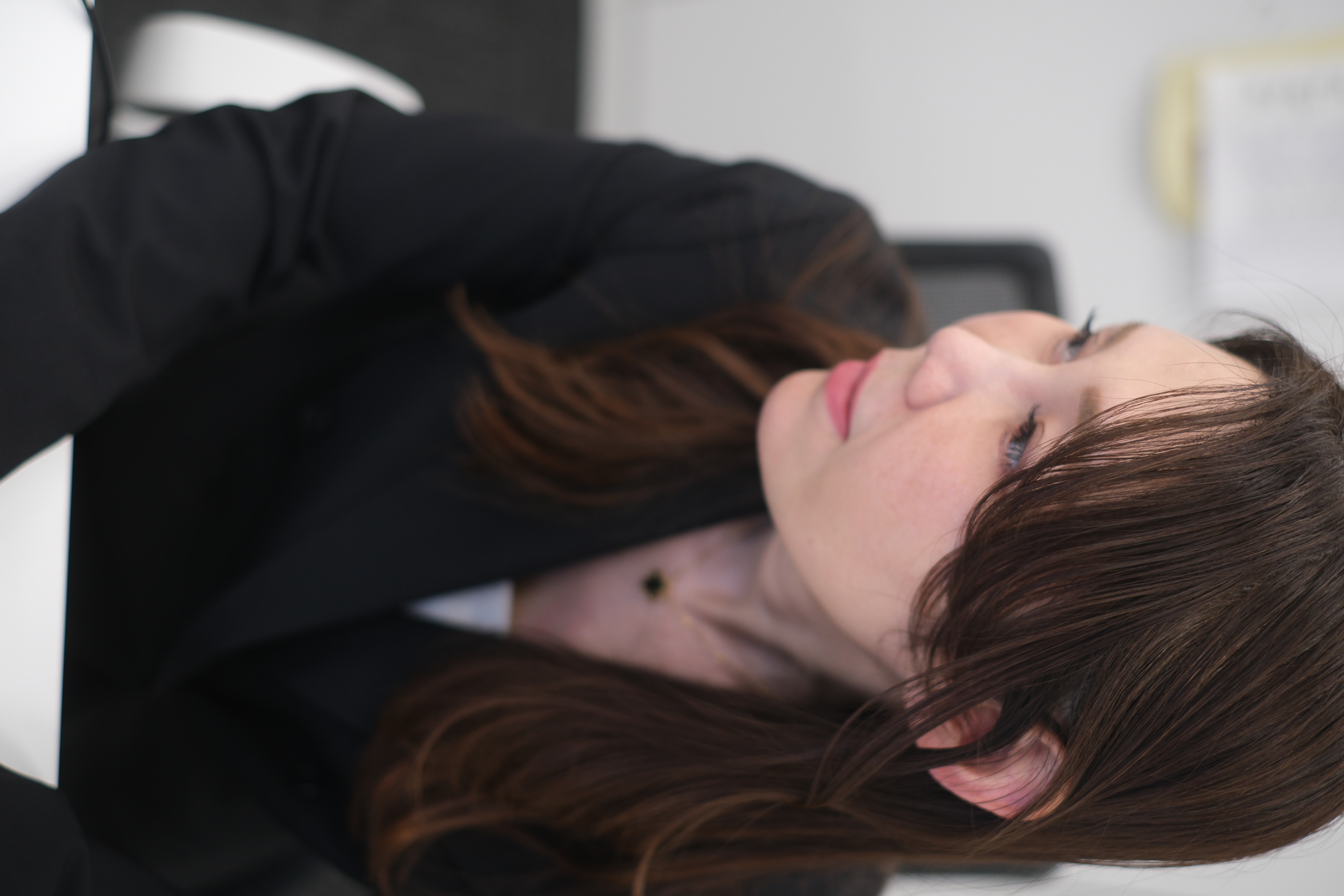常務取締役の水谷美穂の写真